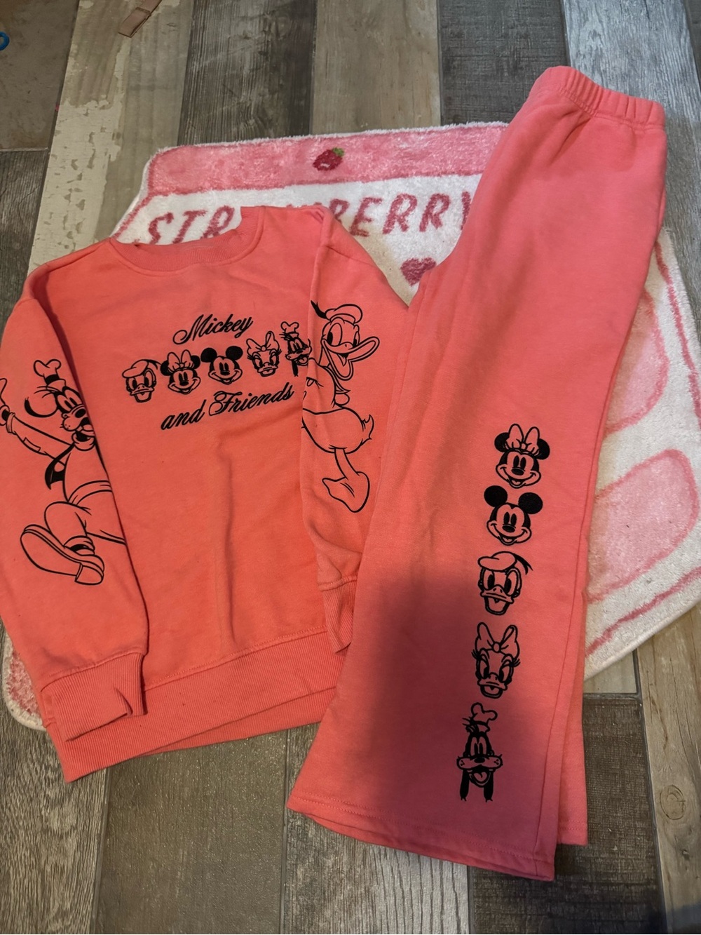 Mickey and Friends Coral Sweatshirt & Sweatpants Set